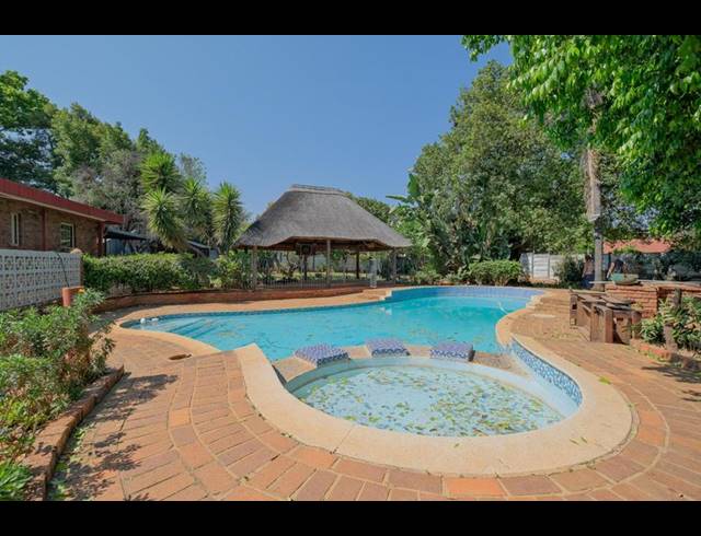 5 BEDROOM HOUSE FOR SALE IN MURRAYFIELD